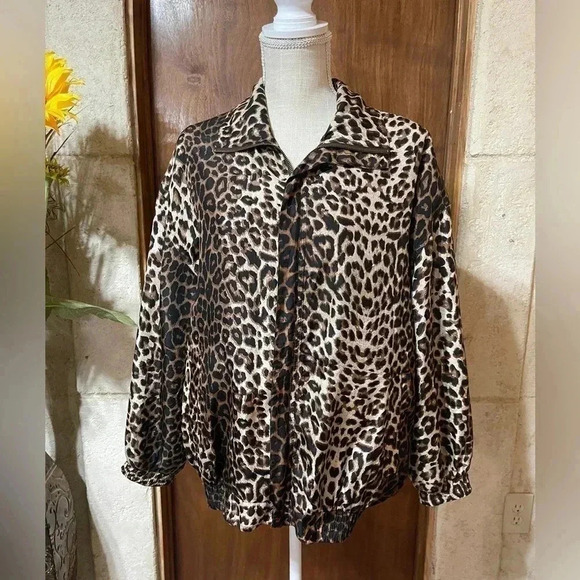 Fuda International 100% Silk Vintage Women’s Leopard Print Jacket Size Large - Picture 1 of 8